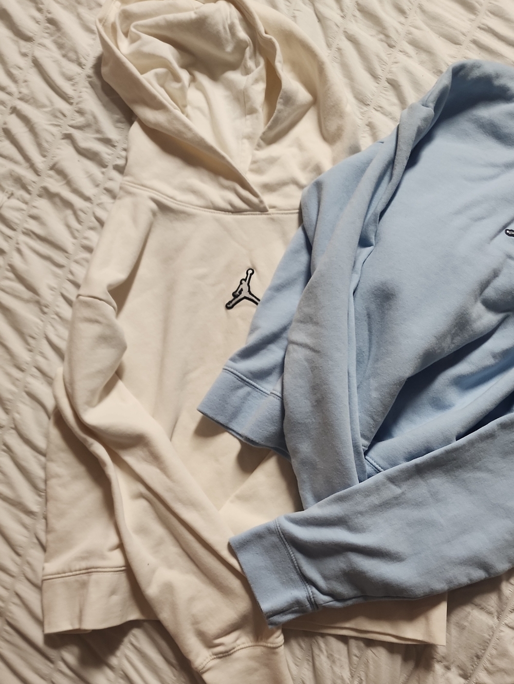 Jordan Pullover Hoodies in Cream and Light Blue